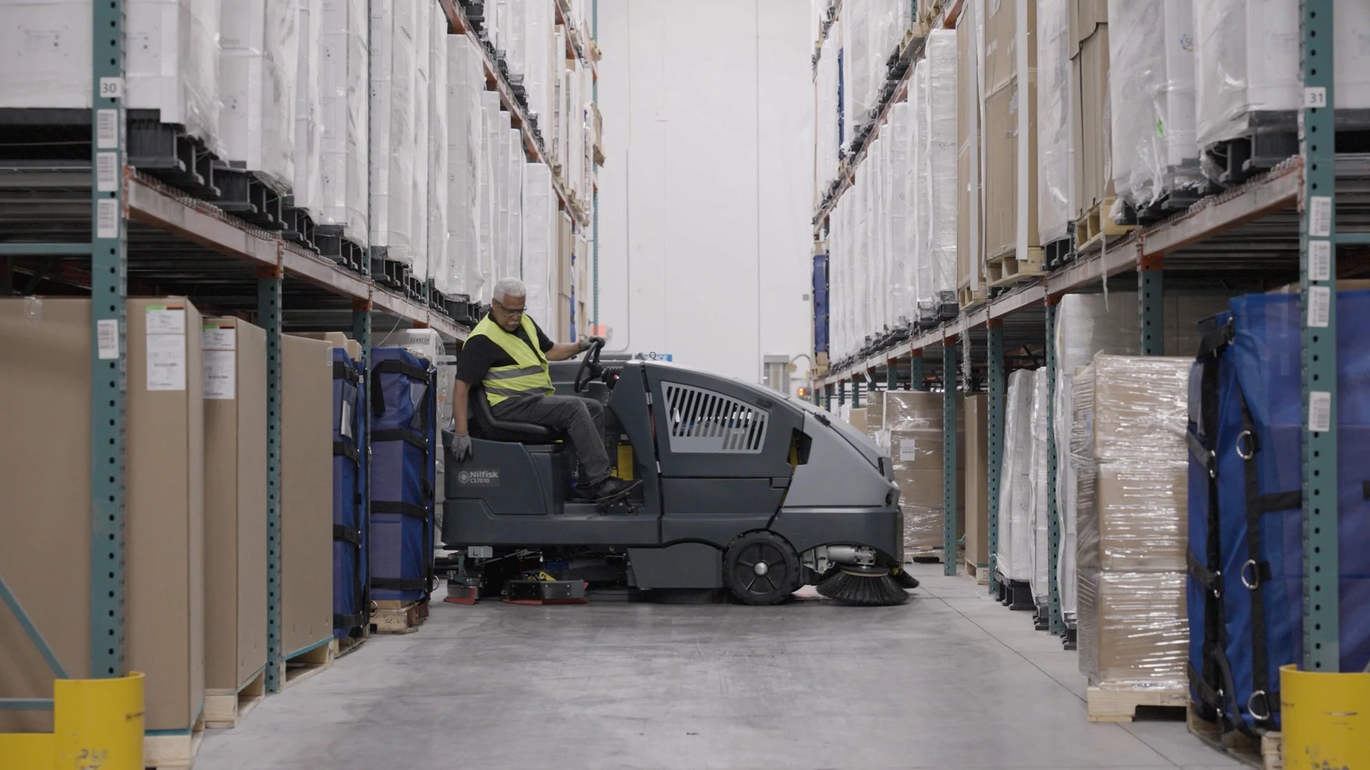 Nilfisk CS7010 1200B Åkbar kombimaskin
